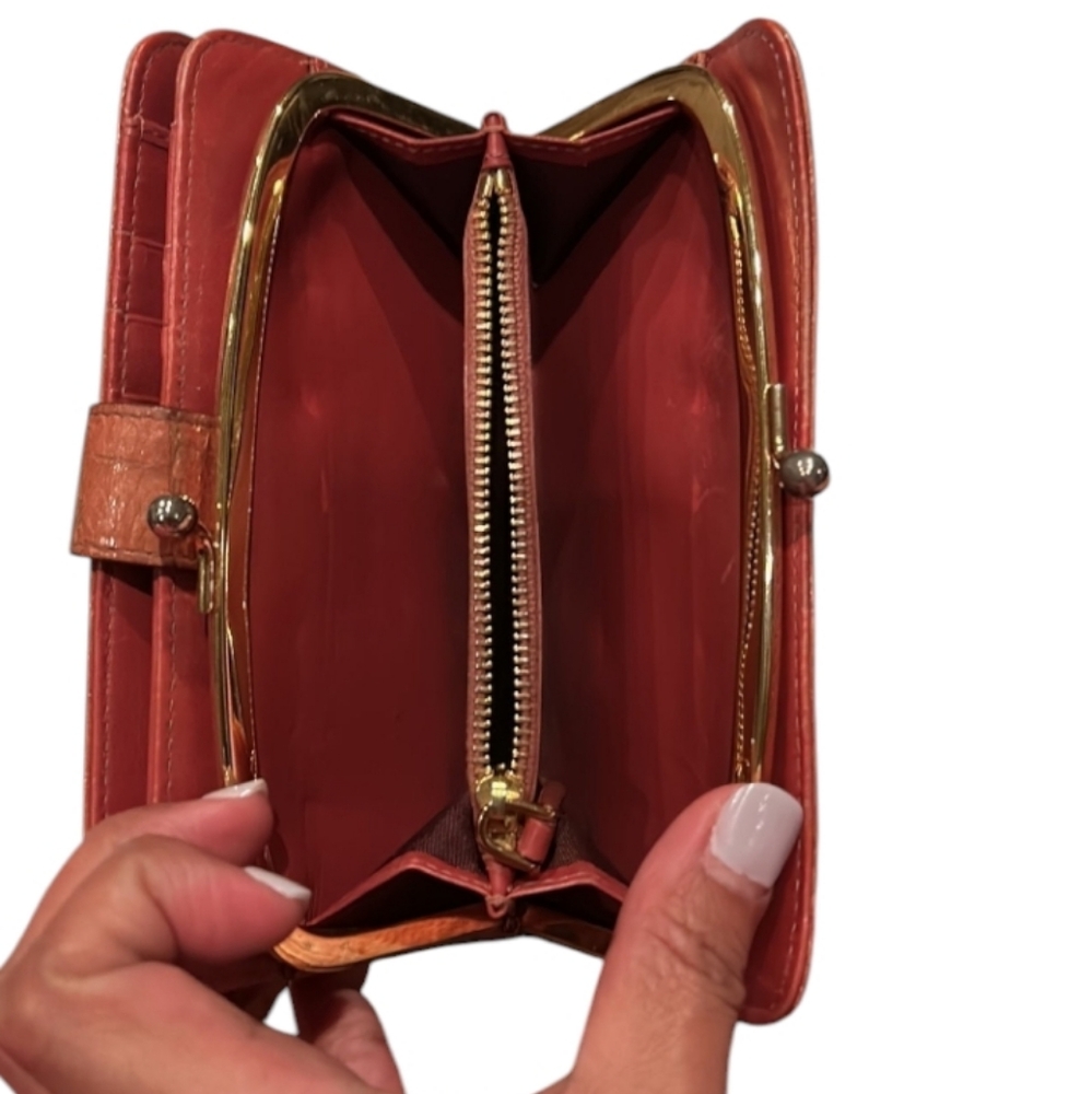 Miu Miu Peach Crocodile Embossed Leather Kiss Lock Wallet - Picture 6 of 14